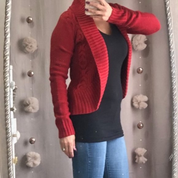 Brick Red Cable Knit Cropped Cardigan Sweater - Picture 2 of 3